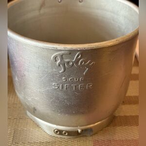 Vintage mid century Foley Flour Sifter 5 Cups Aluminum Kitchen Home Collectible